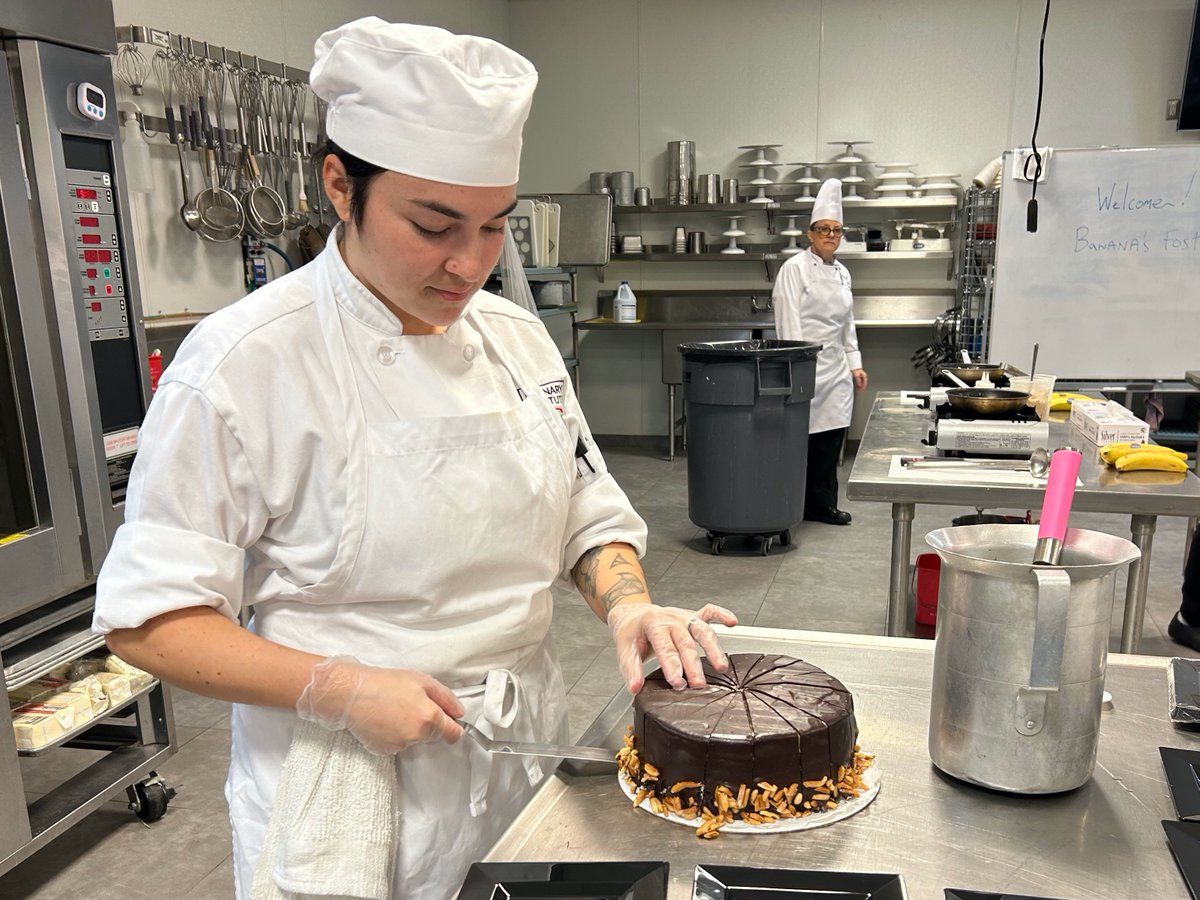CIVChef's tweet image. #AroundCampus: Rodney Hardy and Elizabeth Wilson, CIV students at Glen Allen, Virginia, campus, crafted cakes as part of their Advanced Baking and Pastry Arts (CAA230) course. Great work!
#CIV #CulinaryArts #baking #cake