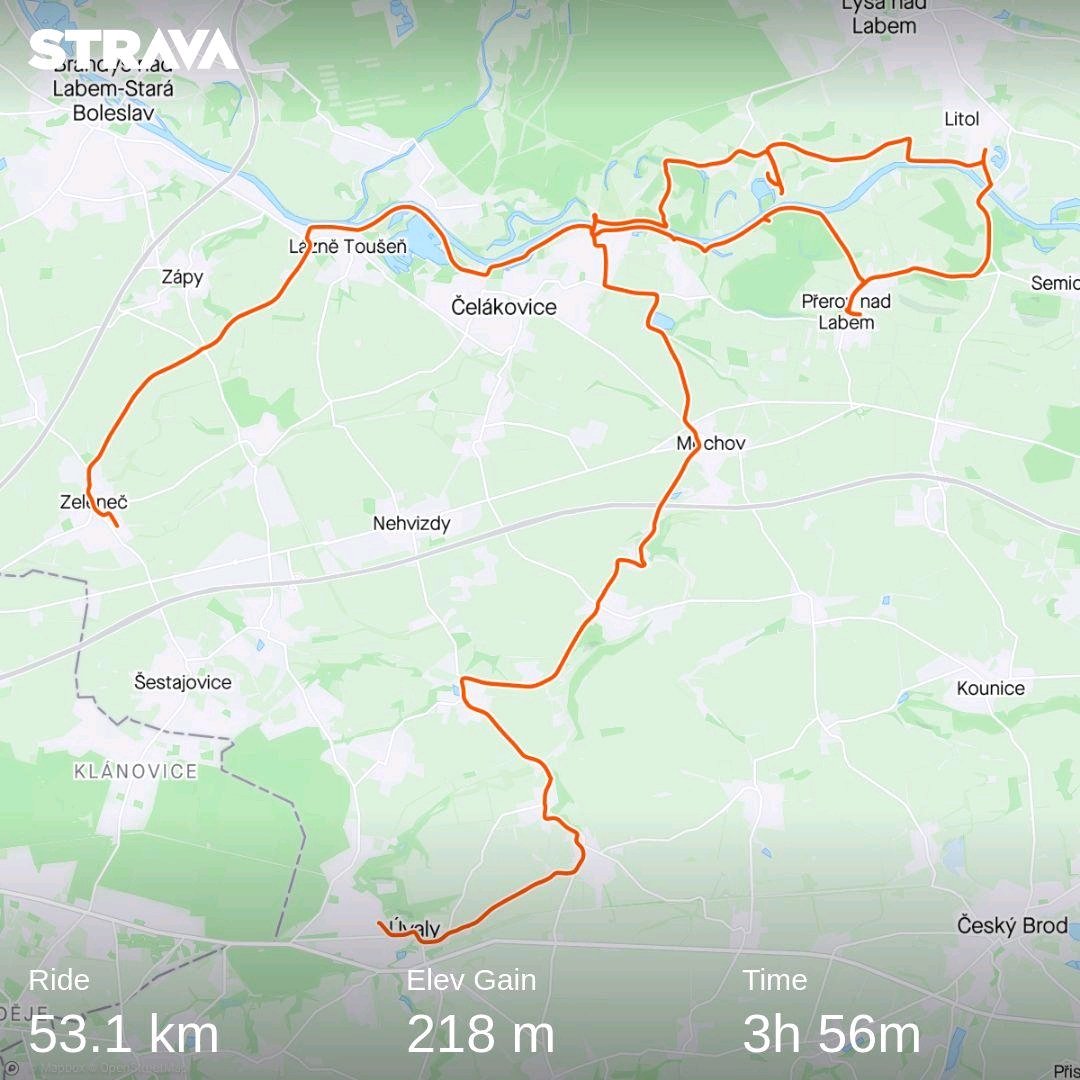 seniortour2000's tweet image. Labská kurýrní..v Lysé otočka na Byšičky, Čelákovice, Mochov a do Úval na vlak..serpentiny v Kozovazích daly vzpomenout na naše alpská putování, dnes navíc s těžkým batohem na zádech 🤣 #Labe #Polabi