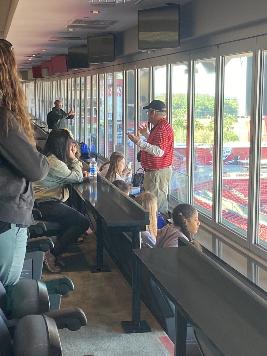 Elicia McGuinness tweet media