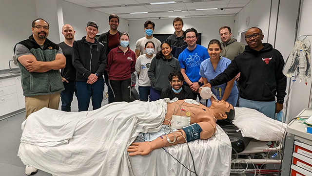 .@cwru School of Medicine students are looking ahead to their residencies, many gaining confidence in a simulation-based course designed to ease the transition from student to working physician. brnw.ch/21wI1lT