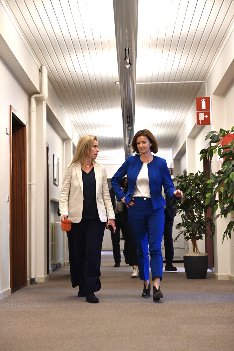 coebruges's tweet photo. Tanja Fajon, Slovenian Deputy Prime Minister and Minister of Foreign Affairs, was on our campus today, at the invitation of our Slovenian students. 

She met Rector @FedericaMog and spoke to our students and @EUDiploAcademy participants about diplomacy in today’s global context. https://t.co/H2Zf134rBG