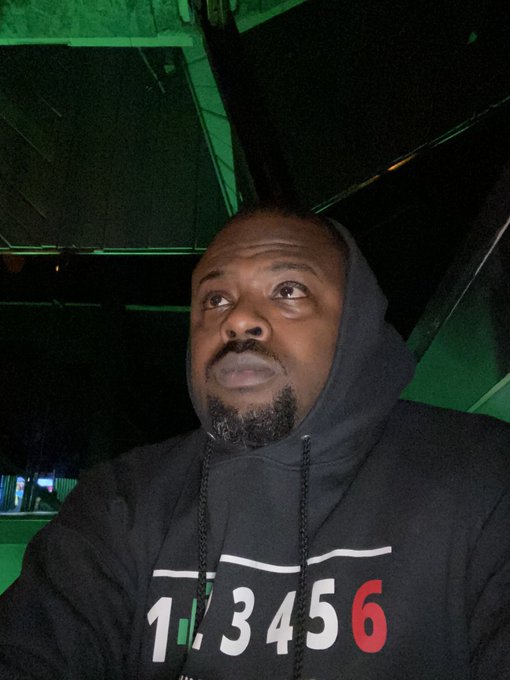 I stand in my own lane my own zone    I can only compete with the three people i know best   ME MYSELF<a href="/tag/iamdjflip69"class="tags"><span>#iamdjflip69</span></a><a href="/tag/3waysfor3days"class="tags"><span>#3waysfor3days</span></a>