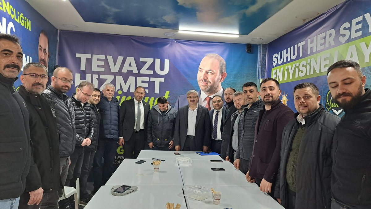 📍Şuhut Şuhut Belediye Başkan Adayımız İbrahim Eroğlu’nun Seçim Koordinasyon Merkezini ziyaret edip teşkilatımızla seçim çalışmalarını değerlendirdik. #HazirizKararliyiz