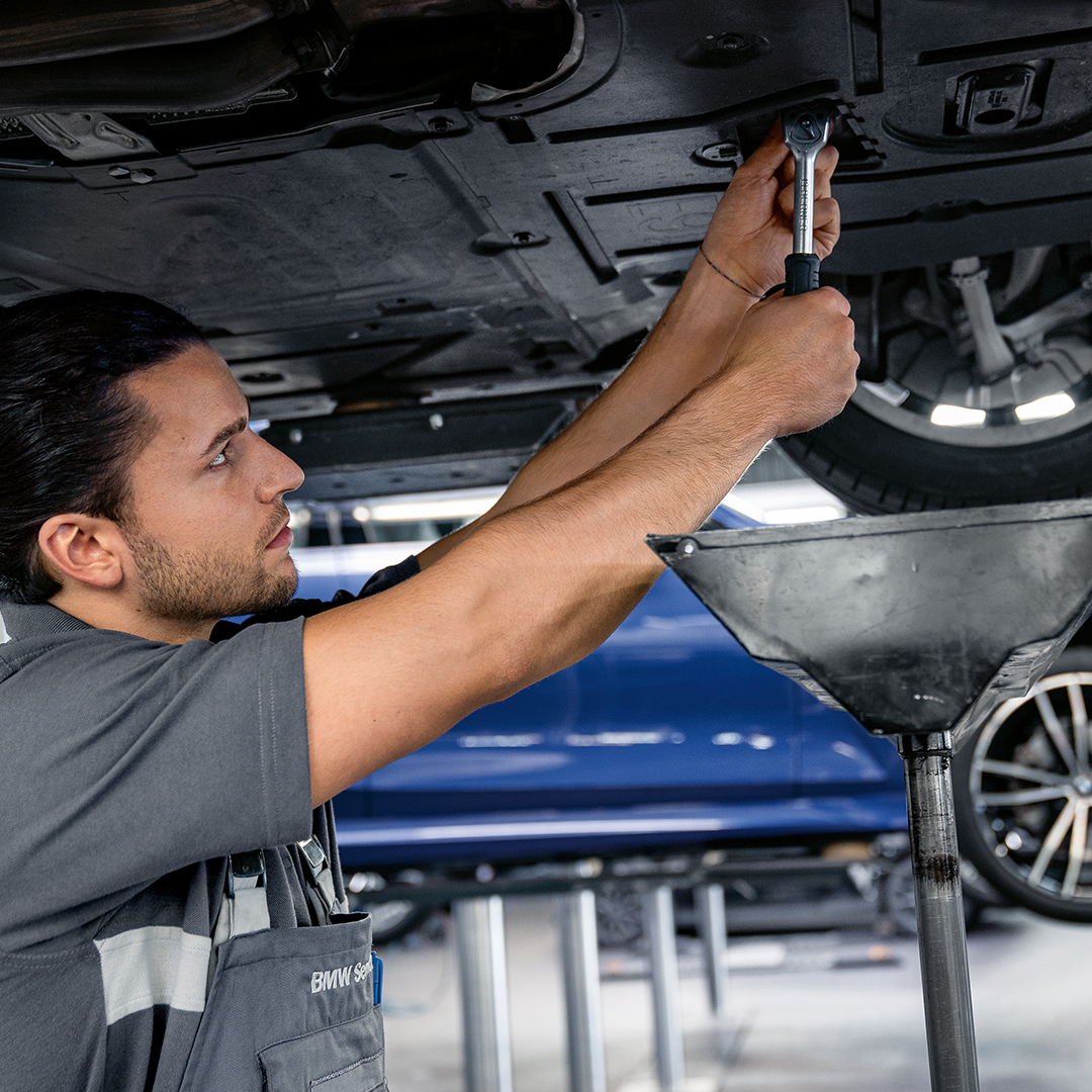 BMWNorthfield's tweet photo. Your BMW is built for performance – keep it that way with BMW Value Service. Only BMW Trained Technicians. Only Original BMW Parts. Only from BMW.
Schedule your next BMW Service @ https://t.co/Y31D7oegeY
--
#BMW #FieldsBMW #BMWParts #BMWValueService https://t.co/s2Dd4oTcMA