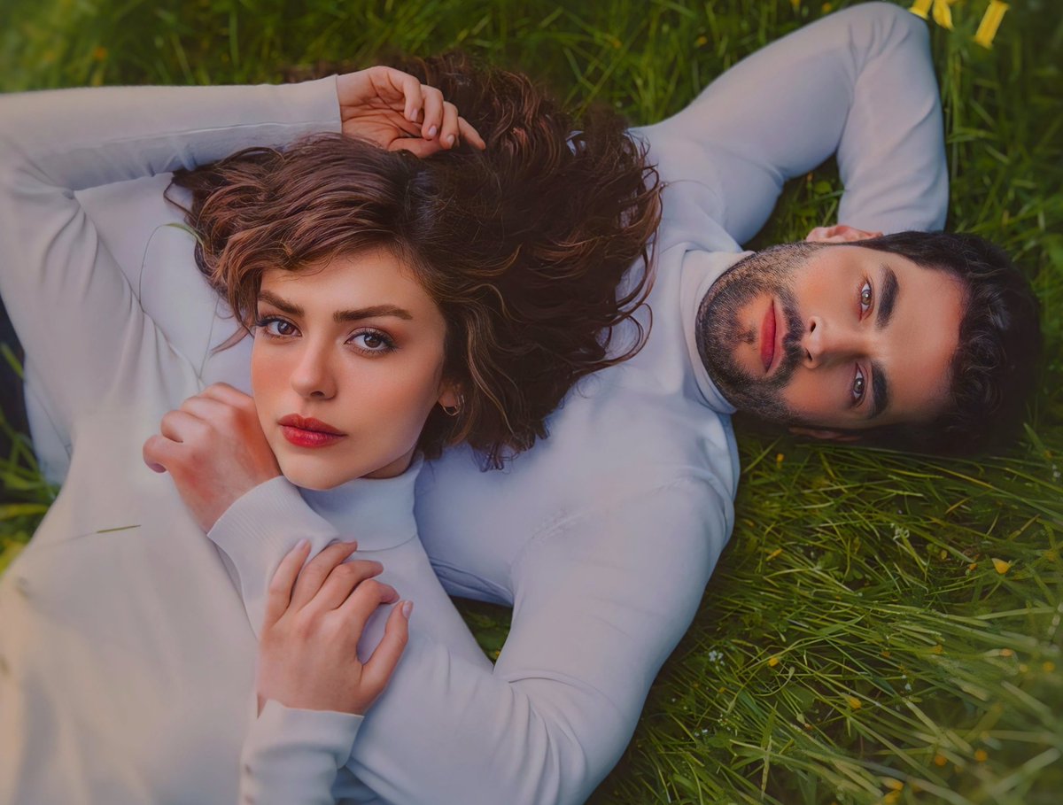 Nadia_Tl7's tweet photo. Look at this beauty 🤍🥀😭

#AkınAkınözü • #AslıhanMalbora
#YabanÇiçekleri • #ElKıl https://t.co/u6xgWOTAdo