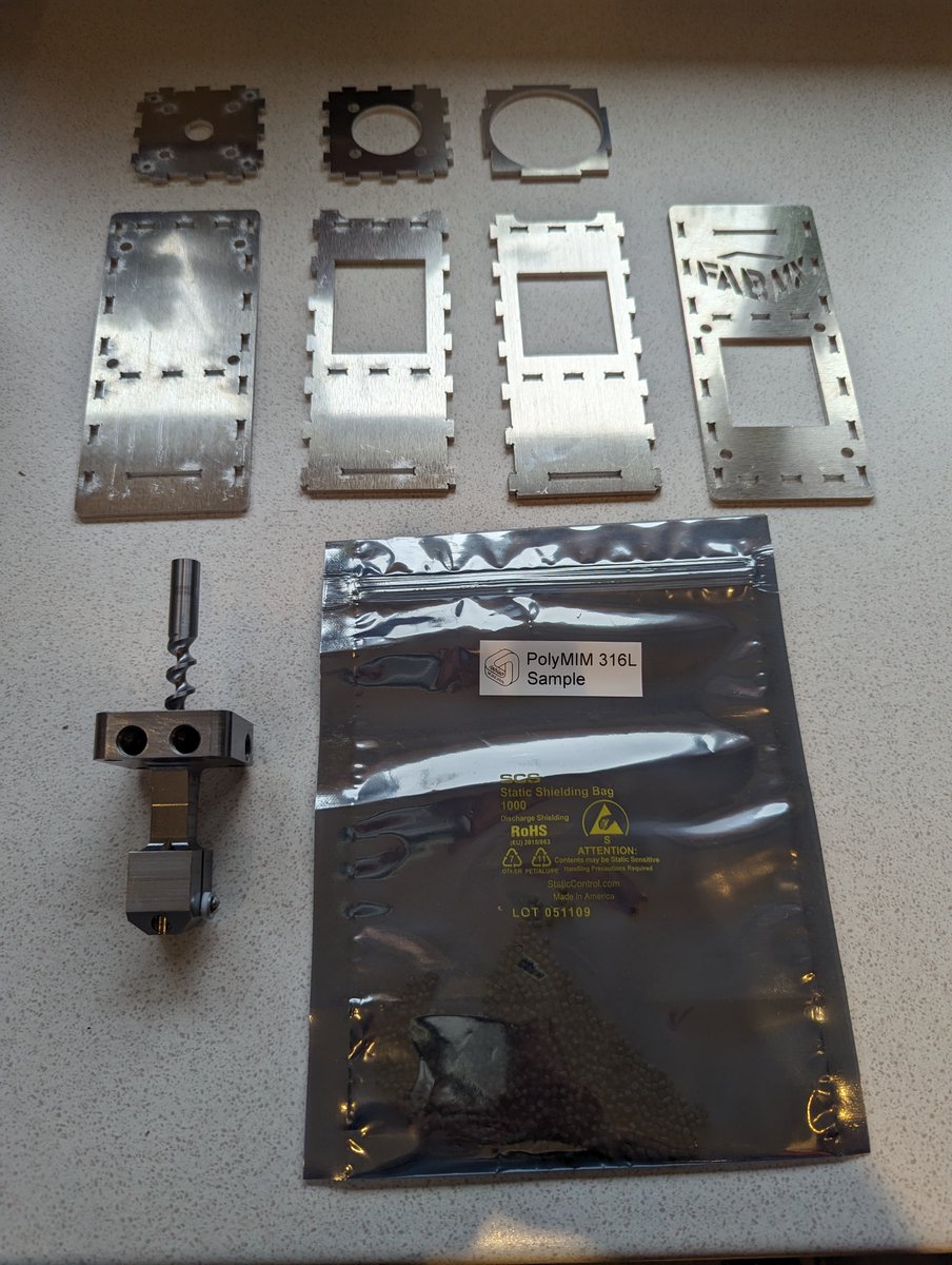 rwhb2's tweet image. I received a nice surprise in the post today, the parts for the @ProjectFabMX extruder and a little bit of PolyMIM to play with!

Thanks FabMX you can be sure we&apos;ll put this to good use at @cammakespace  and I look forward to showing you a fully assembled extruder very soon 🚀