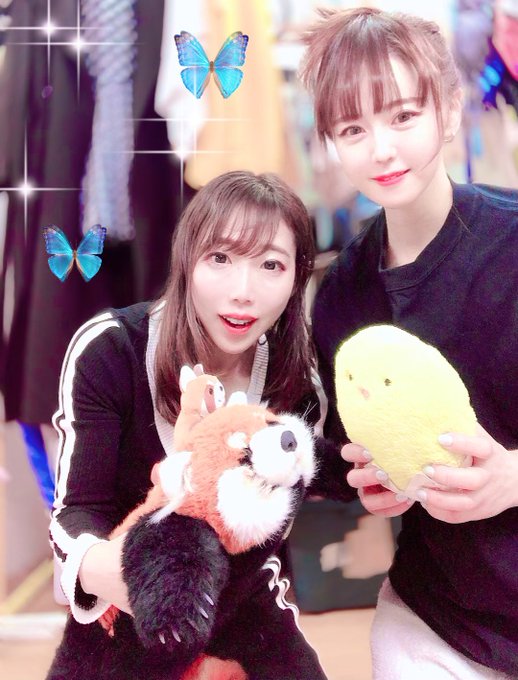今年もまた、アゲハ姐さんと一緒に小倉の開館記念に乗れて嬉しいです☺️✨ 本日もありがとうございました！  #a級小倉劇場 ＃浅葱アゲハ https://t.co/qu8Qh3uJqX<a href="/tag/a%E7%B4%9A%E5%B0%8F%E5%80%89%E5%8A%87%E5%A0%B4"class="tags">#a級小倉劇場</a>