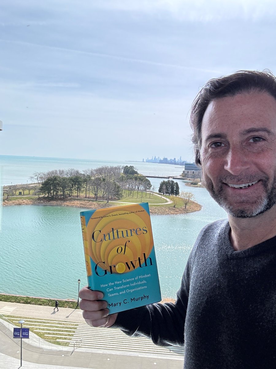 I returned to the country to a blissful surprise: Mary Murphy's (@mcmpsych) landmark new book, #CulturesOfGrowth!! So far, I'm loving the book! It's a wise, captivating tour through the science & practice of promoting growth cultures. It's a guide for maximizing human potential.