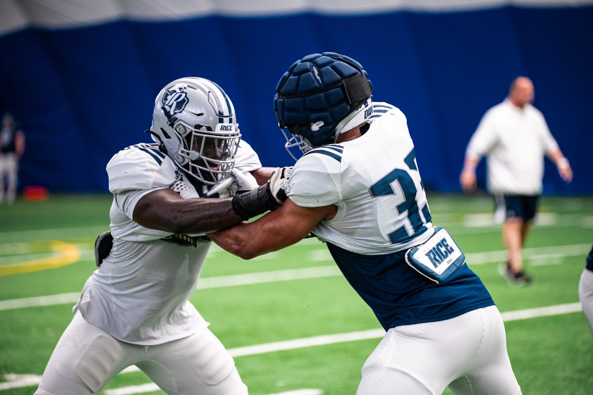 Defense 🥷

#GoOwls👐 x #RFND