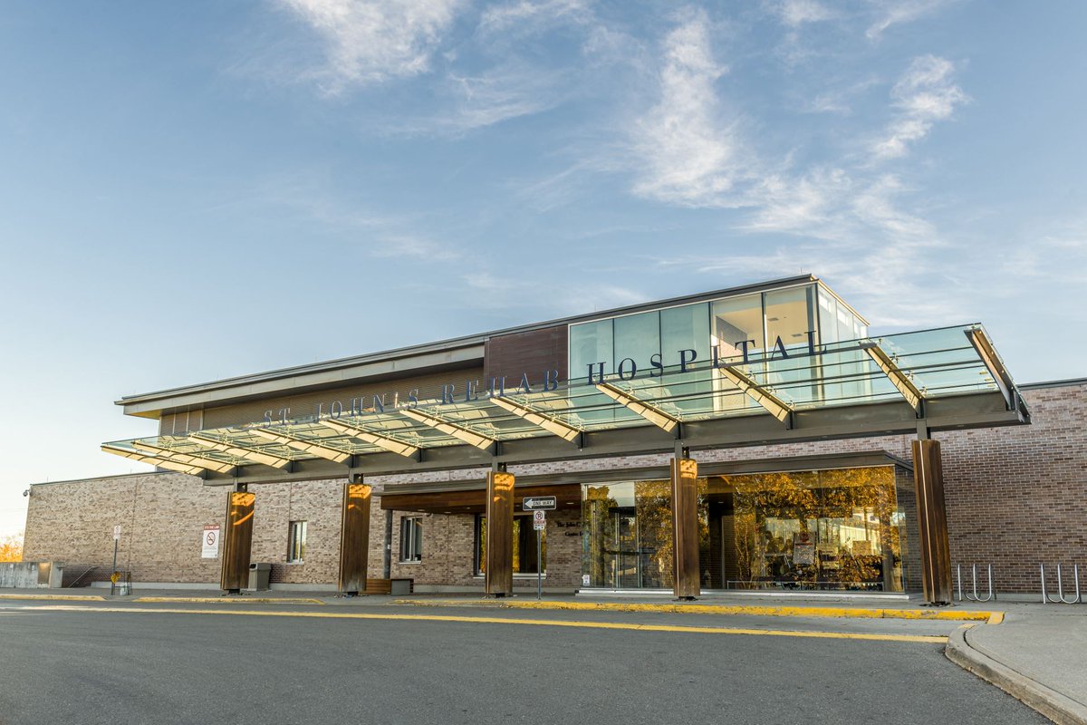 Le St. John’s Rehab @Sunnybrook a intégré de manière transparente des initiatives de soins virtuels à ses services de réadaptation. C’est une étape importante dans leur parcours de soins centrés sur la personne. hubs.la/Q02p_nG20