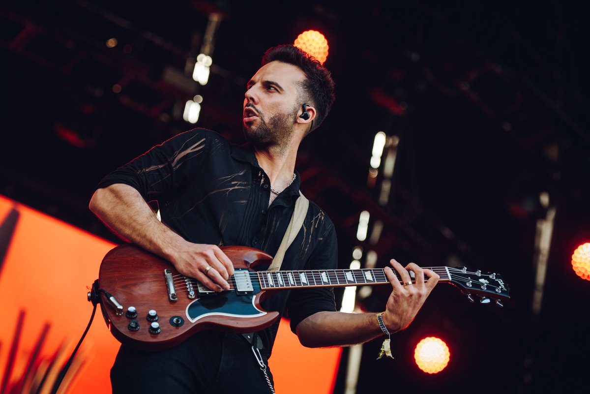 NBThieves's tweet photo. :: ARGENTINA 🇦🇷 After 6 long years, you did not disappoint. Thank you for an incredible show and for making us feel so welcomed. We’ll try to do our best to make it back sooner next time! @lollapaloozaar 

Photos by Niko del Papa :: https://t.co/7oMPa6Lyqn