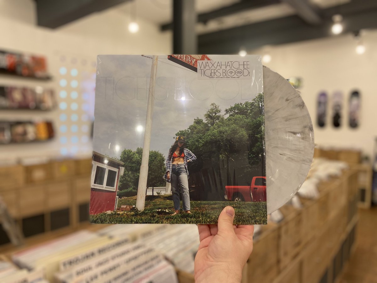 The new record from Waxahatchee is out this Friday on Anti Records. We managed to snag a few more of the ‘crowbar’ black and white marbled vinyl pressing, limited to 500! Get it while you can. beartreerecords.com/products/waxah…