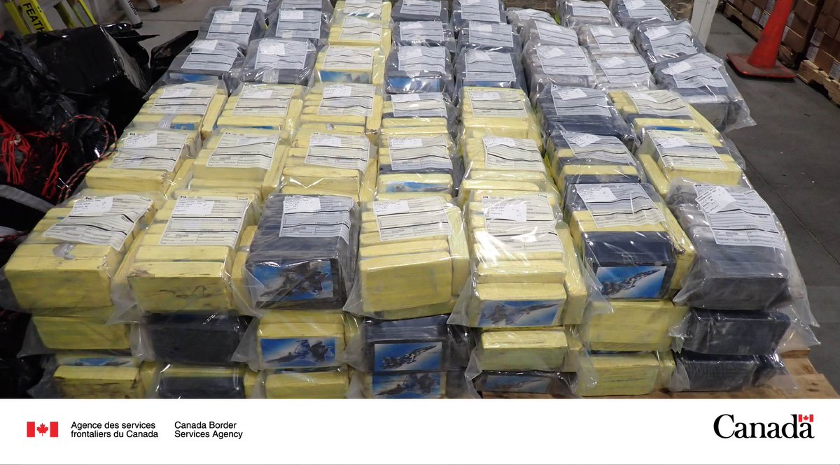 Les agents de l'#ASFC, avec l'aide de @HSI_HQ et de la @GRCNE, ont saisi 1,5 tonne de cocaïne d'une valeur de 194 M$ à Halifax, en #NouvelleÉcosse, empêchant ainsi la drogue d'entrer dans les collectivités et perturbant le crime organisé. Autres infos : canada.ca/fr/agence-serv…