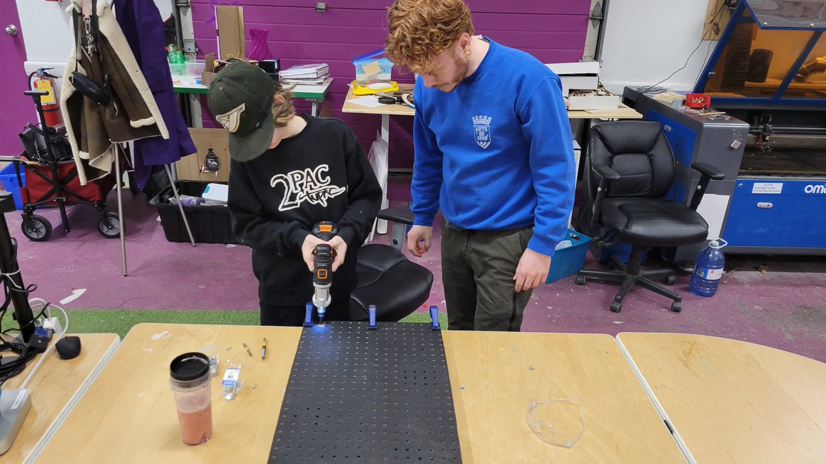 DIY gaming pegboard in the works at George Street Middle School! <a href="/brilliant_labs/">Brilliant Labs / Labos Créatifs</a> 
<a href="/AnglophoneWest/">Anglophone West</a>