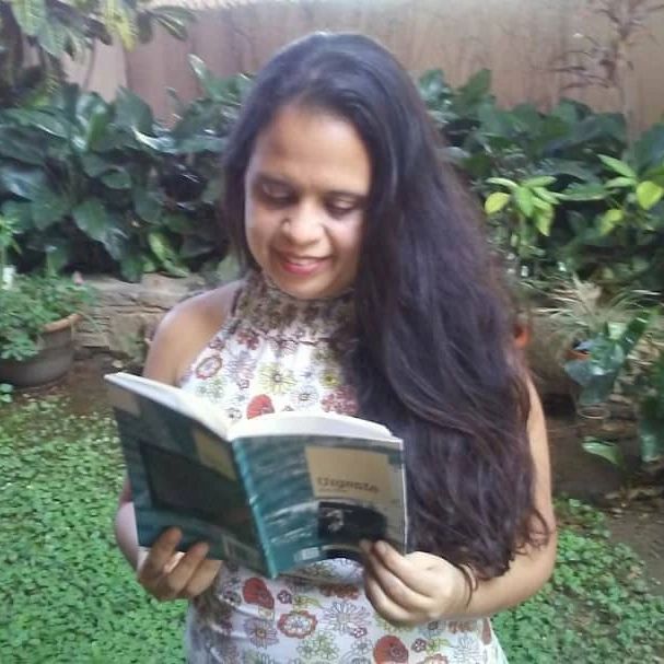 "La poética de Beira Lisboa, en su libro Urgente, se inscribe en la tradición de la poesía breve escrita por mujeres que apareció por allá en los años setenta"".

Escribe ya: editorialeclepsidra@gmail.com / Disponible en Amazon / <a href="/elbuscon1/">Librería El Buscón</a> y en <a href="/KalathosLibros/">Librería & Café Kálathos</a> 

<a href="/Eclepsidra5/">Editorial Eclepsidra (1994)</a>