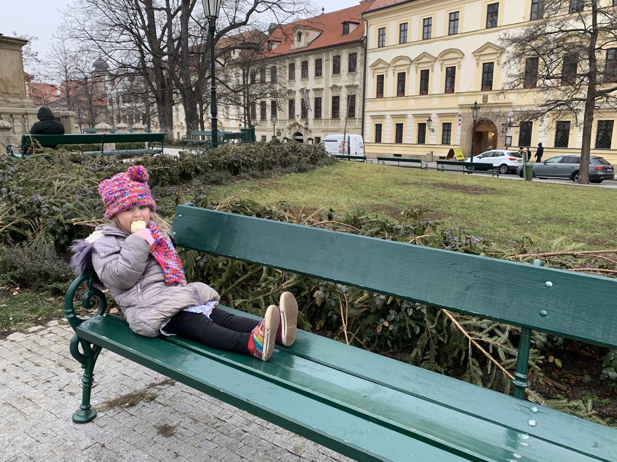DomTulett's tweet photo. Looking forward to catching up with travel friends at #SWMZoomOut tonight at @PorterhouseLDN. Always a treat to hear about what’s new this year from hosts @visitcz, one of Heidi’s favourite countries 🍦 #VisitCzechia https://t.co/BK52EAW5E7