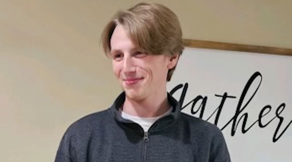 The search for missing University of Missouri student Riley Strain continued into its tenth day Monday.  trib.al/9T1zZ1o