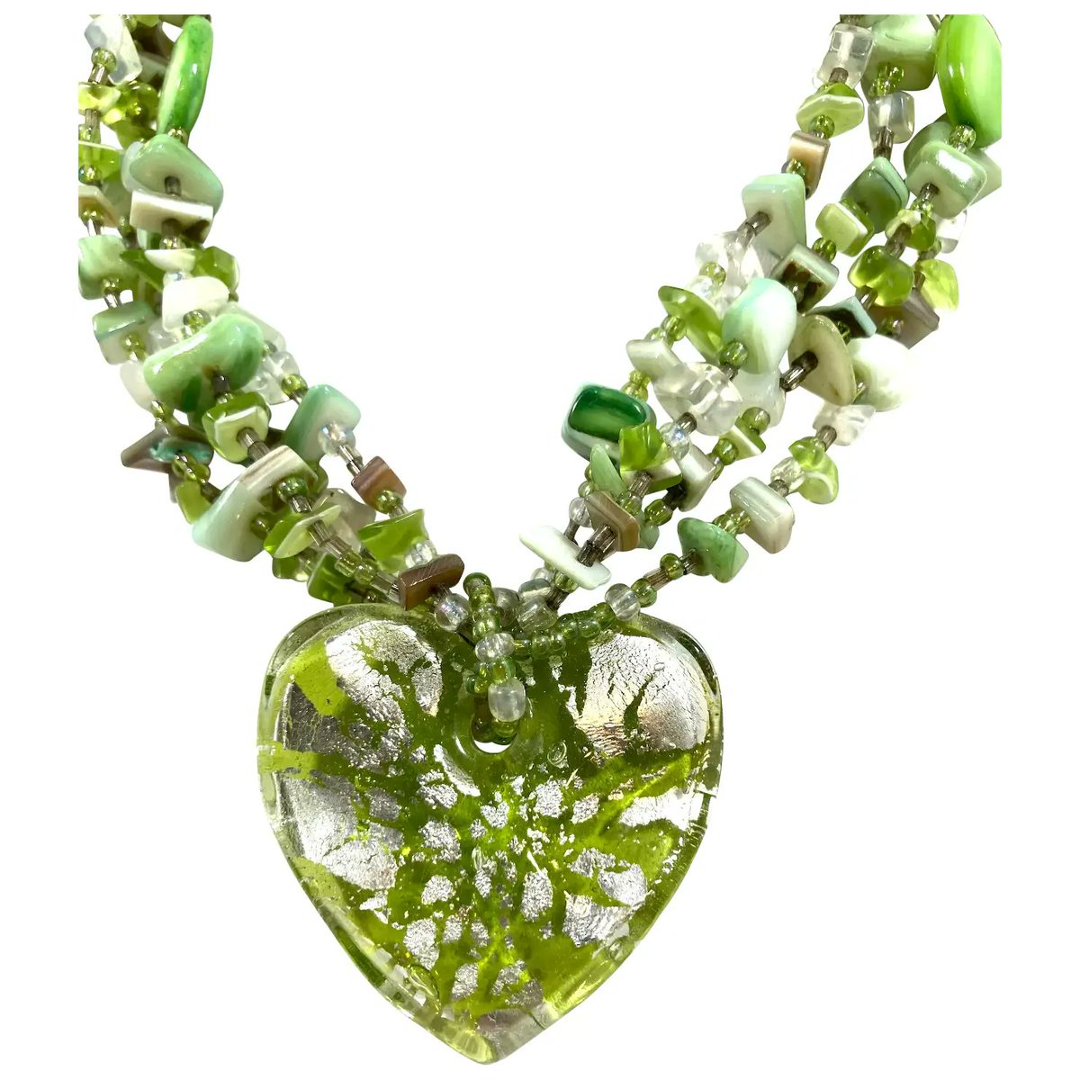 Spring Green Dichroic Metallic Flakes Heart Glass Beaded Necklace #rubylane #vintage #retro #pendant #necklace #jewelry #vintagejewelry #giftideas #jewelryaddict #vintagebeginshere #givevintage #mothersday2024 rubylane.com/item/136230-E1…