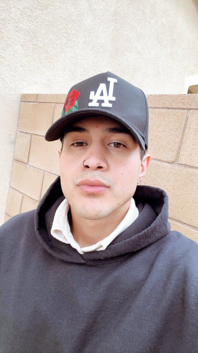 when he sends me selfies 😍 too handsome not to post!!