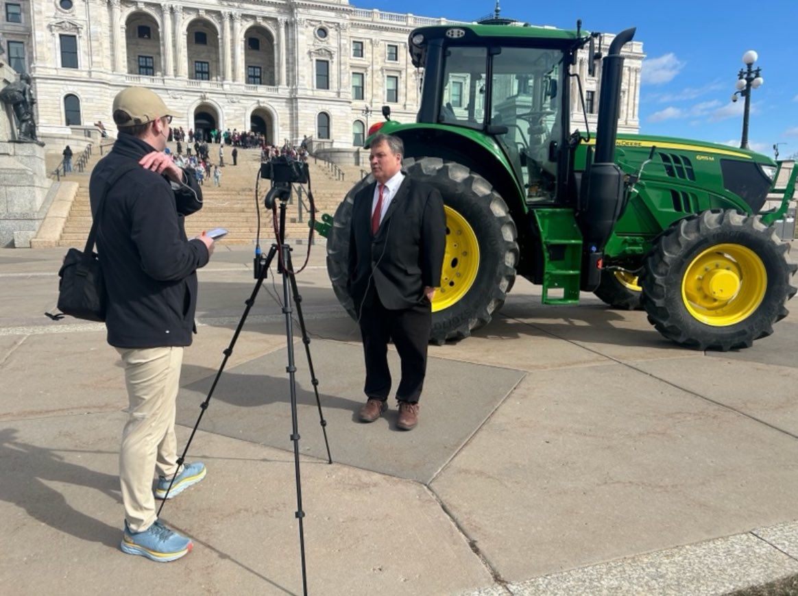 Happy #NationalAgDay ! Even better to have a tractor & farmers visiting the Capitol today!