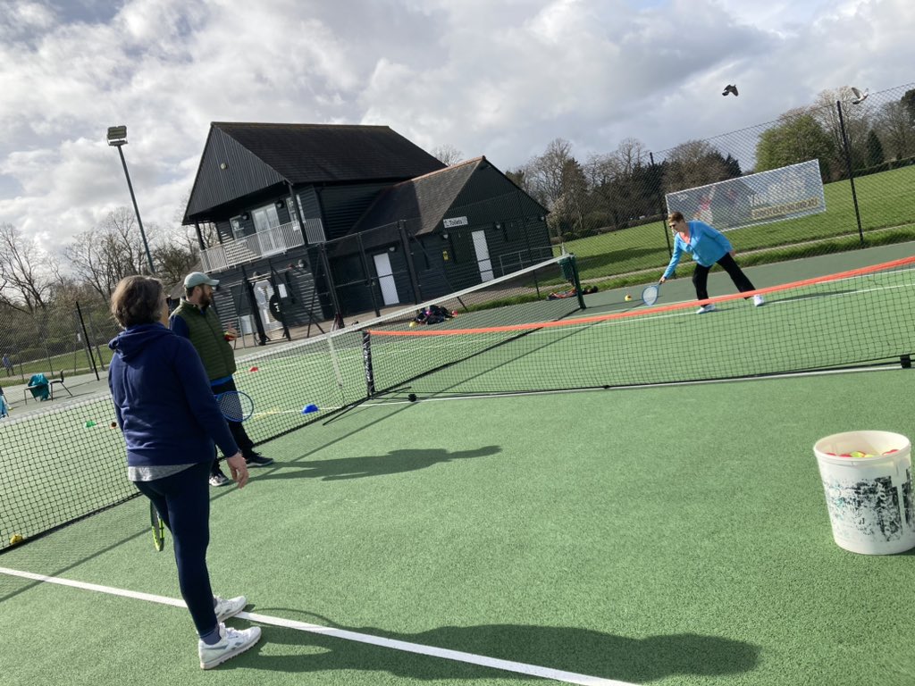 Great #REBOUND day at Victoria Park today with @WDT4Disability! Creating positive change through tennis, we had SEN pupils from a local primary school down, and then an Active Tennis Therapy session for people living with Parkinson’s @wedotennisuk @Warwick_DC