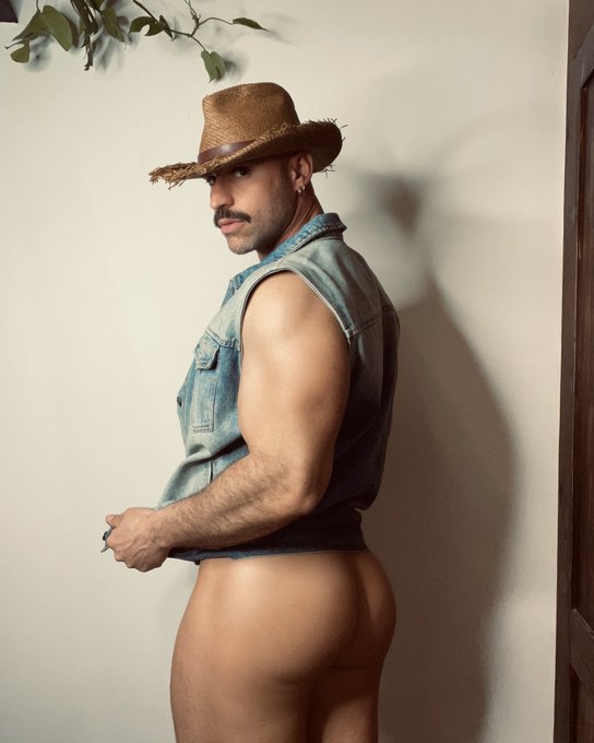 Wanna ride it? 🤠 https://t.co/natuxNxBu8