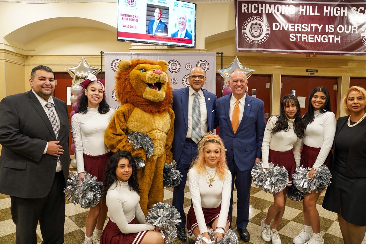Chancellor Melissa Aviles-Ramos (@doechancellor) on Twitter photo Our <a href="/FutureReadyNYC/">FutureReadyNYC</a> program offers pathways into tech, healthcare, education, and business at 100 schools. 🖥️🩺💼📓🖊
<a href="/ChancellorCUNY/">Félix V. Matos Rodríguez</a> and I visited Richmond Hill High School last week to see it in action!
At <a href="/NYCSchools/">NYC Public Schools</a>, we're matching student passions with high-demand jobs. Our <a href="/FutureReadyNYC/">FutureReadyNYC</a> program offers pathways into tech, healthcare, education, and business at 100 schools. 🖥️🩺💼📓🖊
<a href="/ChancellorCUNY/">Félix V. Matos Rodríguez</a> and I visited Richmond Hill High School last week to see it in action!
At <a href="/NYCSchools/">NYC Public Schools</a>, we're matching student passions with high-demand jobs.