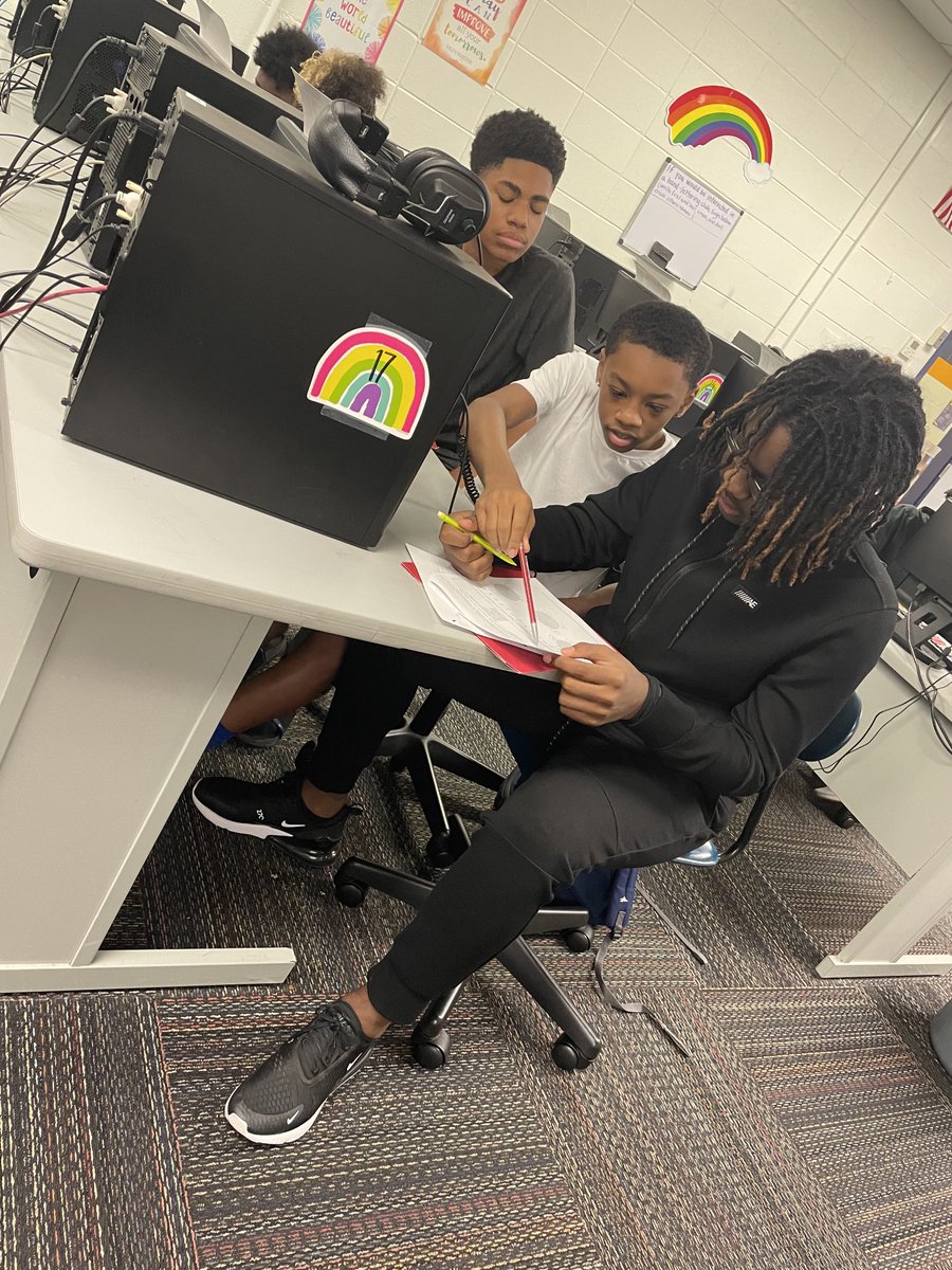 MissDickison's tweet photo. 7th and 8th grade students applying the the Problem-Solving Process to real-world situations. https://t.co/tCFtL9yDcy
