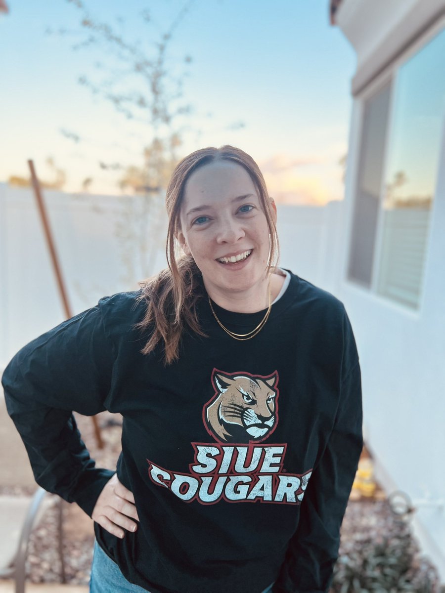 It has been a crazy ride, but I have officially accepted a TT assistant professor position in psychology at Southern Illinois University Edwardsville!! 🙌 Thank you to everyone for the support and encouragement. I cannot wait to begin my career as a Cougar! <a href="/SIUE/">Southern Illinois University Edwardsville | SIUE</a> <a href="/SIUEpsychology/">SIUEpsychology</a>