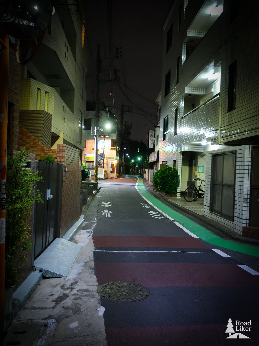 Roadliker01's tweet photo. Road https://t.co/1R32mh1yHi