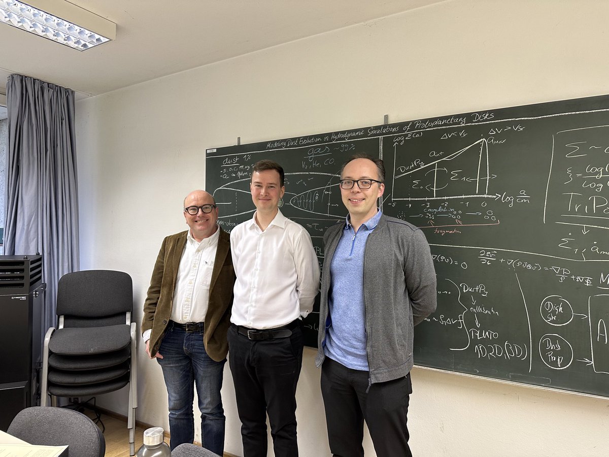tbirnstiel's tweet photo. 🥳Congratulations to Dr. @ThomasPfeil4 for defending his excellent thesis with distinction! 👏Next up: @FlatironInst Fellowship! They grow up so fast! 😅 https://t.co/umRu38Jbqy
