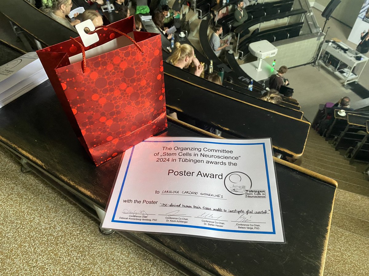 PaquetLab's tweet image. Big congrats to Carolina Gonçalves from the lab for winning the best poster prize at #StemCellTuebingen meeting 2024!