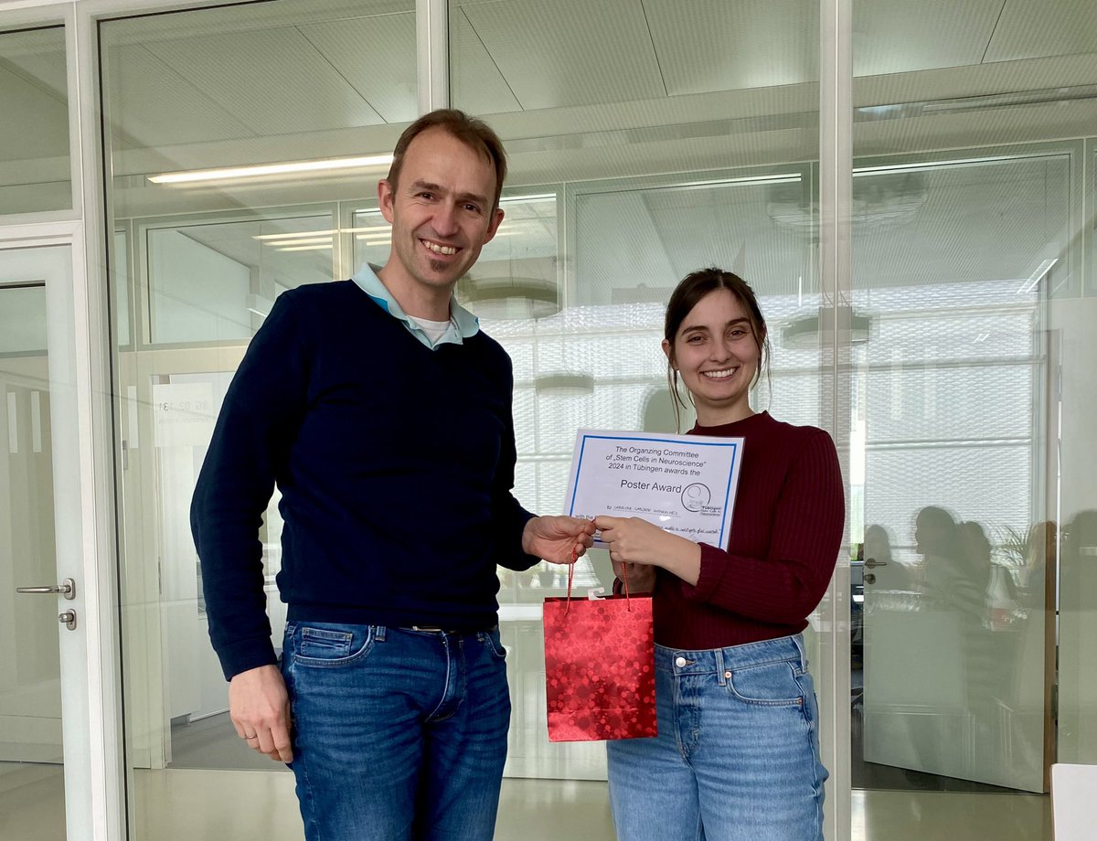 PaquetLab's tweet image. Big congrats to Carolina Gonçalves from the lab for winning the best poster prize at #StemCellTuebingen meeting 2024!