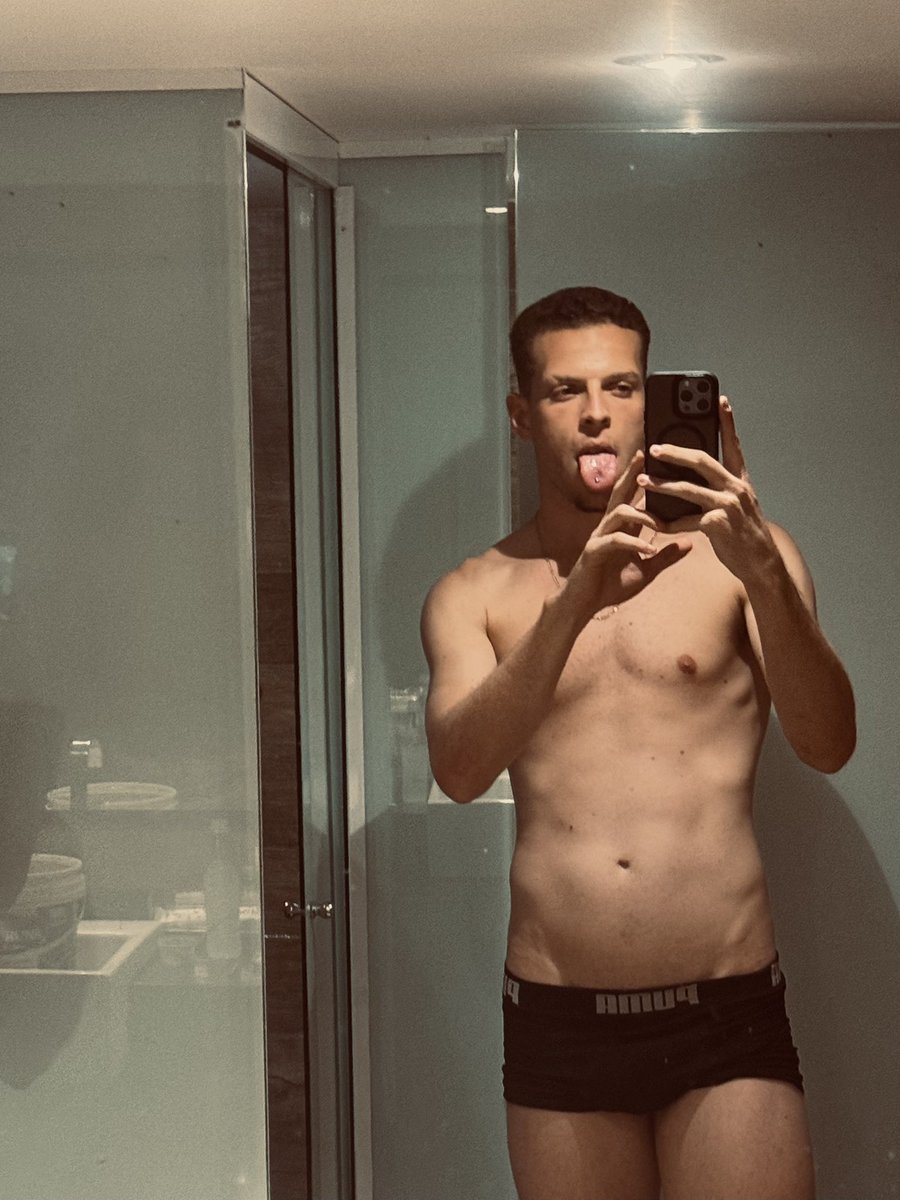 willdh6's tweet photo. “Vem me levar pro mal caminho “🎶 😝 https://t.co/6FTbbxclZ7