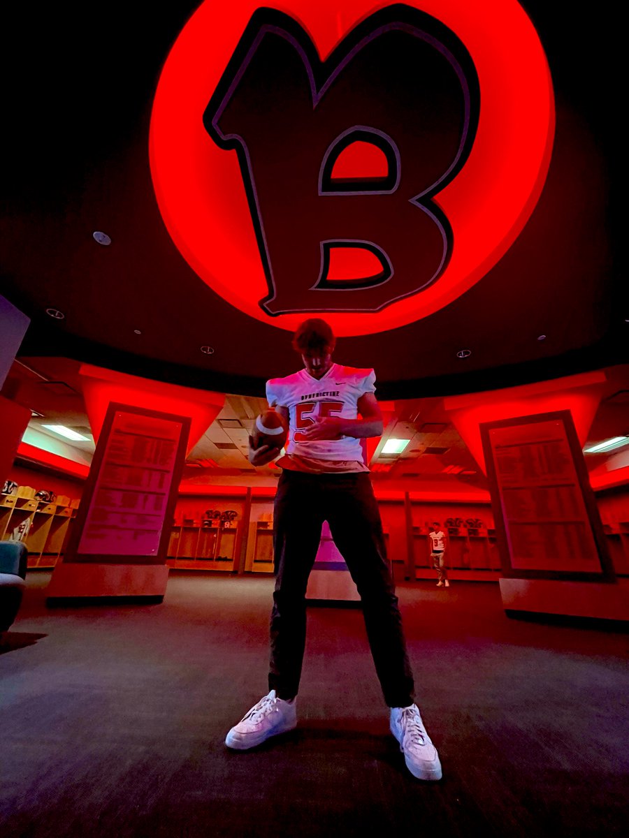 Had a great visit at <a href="/BenUFootball/">Benedictine Football</a> 
Thank you <a href="/Coach_Schroeder/">Jim Schroeder</a> @CoachLandoBenU <a href="/CoachWhitley5/">Michael Whitley</a> 
For having me ❗️❗️🦅
<a href="/johnruss07/">John Russ</a>