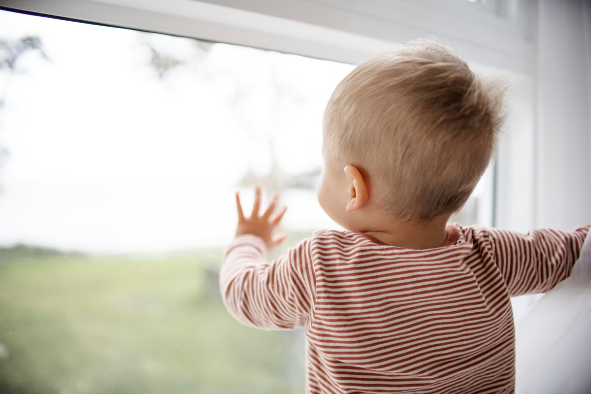 Unintentional window falls can cause serious injury and even death to children, particularly those under age 6. During National Window Safety Week, Dr. Michael Flaherty shares tips on how to prevent accidental window falls in children of all ages. massgeneral.org/children/accid…