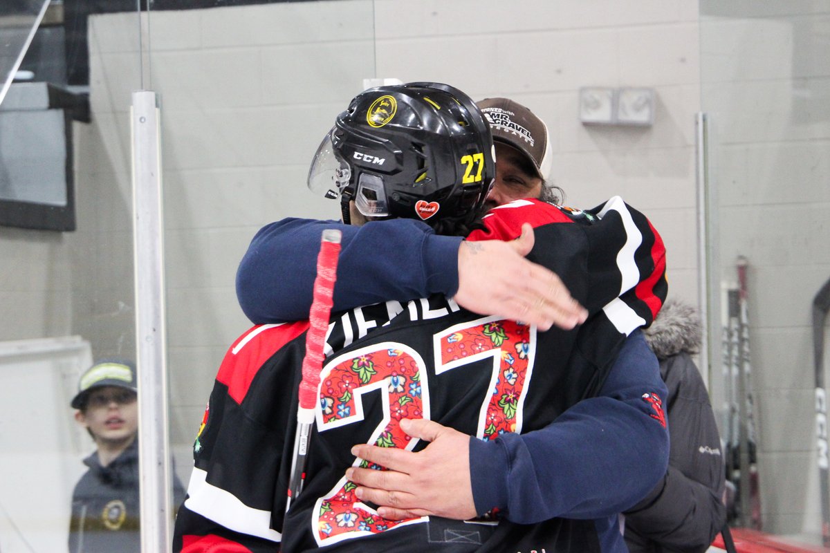 mjhlWolverines's tweet photo. The final photo gallery of the year from Sunday's game. You can check all the photos from this past year on our website.

PHOTO GALLERY: https://t.co/OflQvpluZx https://t.co/dzaETjgE0W