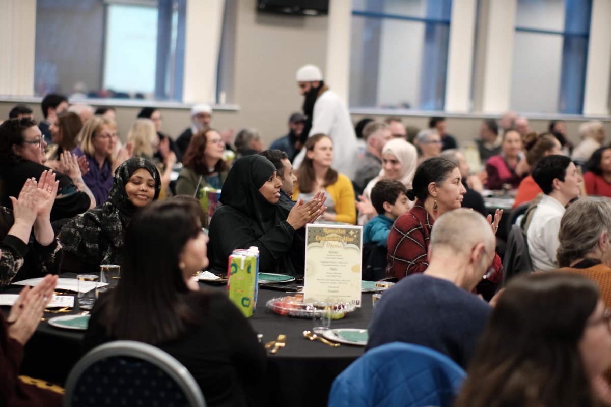 SWFCCP's tweet photo. 🌙 What a brilliant night hosting the first community Iftar dinner at Hillsborough this evening! It was great to see so many faces from across Sheffield coming together to break fast.

#RamadanMubarak #Ramadan2024 @CentralSheff @SheffCouncil https://t.co/LYraAeltUS