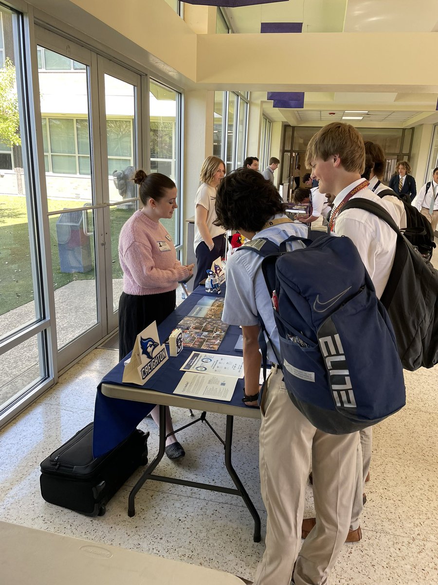 Jesuit Freshmen tweet media