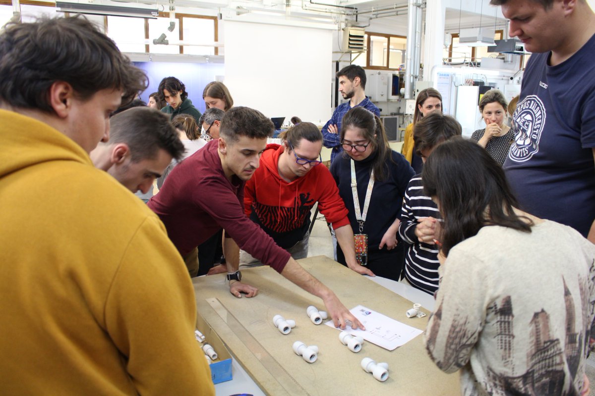 Instal_ETSEM's tweet photo. 🚰🫧Escuchar a Kamal Said #Wavin @orbia y aprender de él un placer👏👏 #sostenibilidad
#ApSupm "Nos Movemos por la Pobreza Energética y #elConsumoResponsabledeAguaPotable”
@IEducativa_UPM @DownMadrid https://t.co/xxmeaJBQax