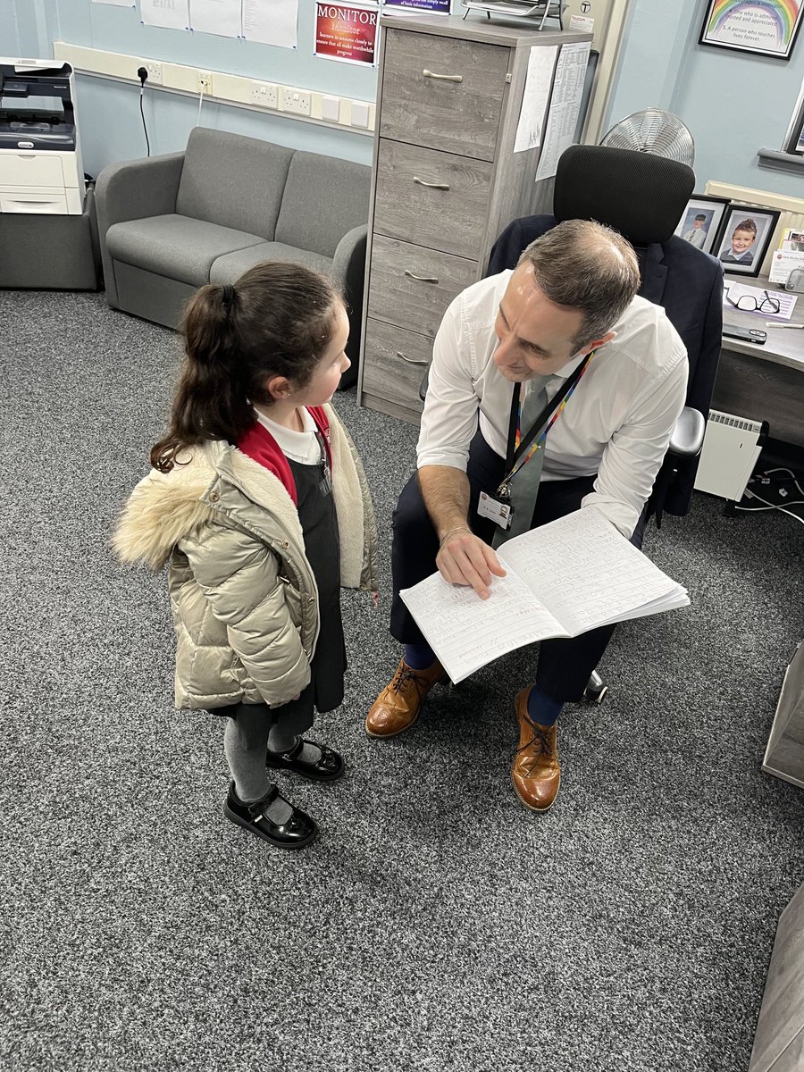 Mrs Evans tweet media