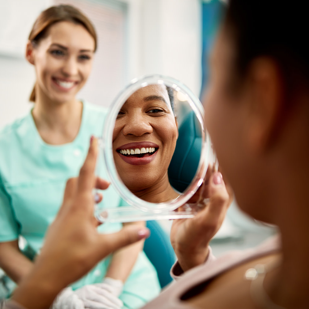 DrAnneCheeDDS's tweet image. 🌸 Blossom with Confidence: Spring is a time for renewal. Consider a smile makeover to blossom with confidence this season. Schedule a consultation today! (713) 789-9800  westchasedentist.com #SpringMakeover #ConfidentSmile