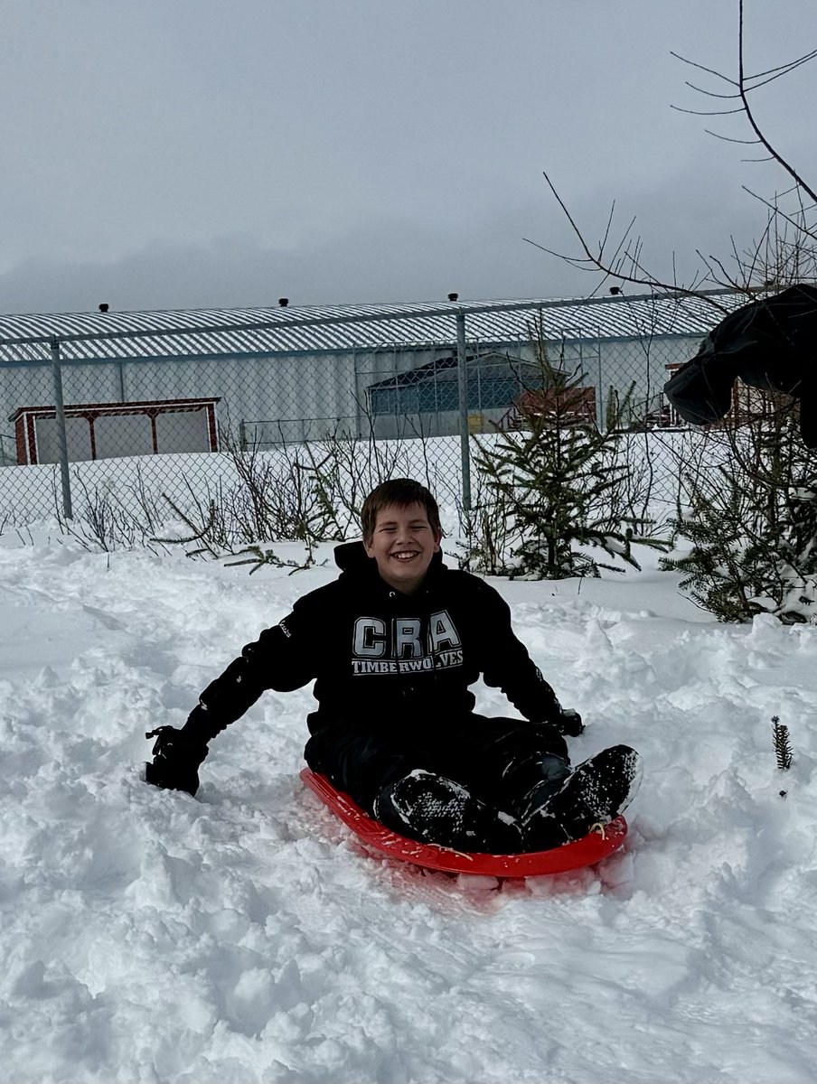 Our grade 6’s went sliding today! It was a great morning to #dartoutdoors! <a href="/schoolsportsnl/">School Sports NL</a>