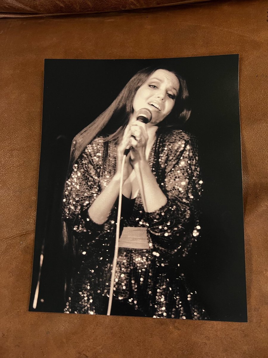 I love it when people send me their photos from my concerts! This is from the early #80s 🎶❤️🎶.