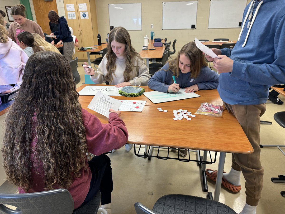 HMS_Scots's tweet photo. Mrs. Fown held her annual factoring tournament with 8th grade Algebra today: 1st place Kenley Brown, 2nd Nevaeh Deweese, 3rd Kenyon Wilson #MarchMadness #ForEachStudent https://t.co/EHe35KWth9