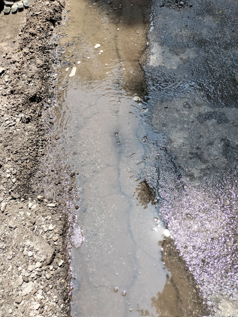 _dmet's tweet photo. @SacmexCDMX @AlcCuauhtemocMx @NaturgyClientEs ALCALDÍA: CUAUHTÉMOC
CP:06500, COL: CUAUHTÉMOC, CALLE: RIO SENA 64/88, ENTRE RIO LERMA Y RIO PAPALOAPAN.

DESCRIPCIÓN: VIALIDAD SECUNDARIA, VISIBILIDAD VISIBLE, INTENSIDAD MEDIANA/ GRANDE, OCURRIÓ HOY DEBIDO A LA EXCAVACIÓN DE @NaturgyMx https://t.co/0CbxgzdPwm