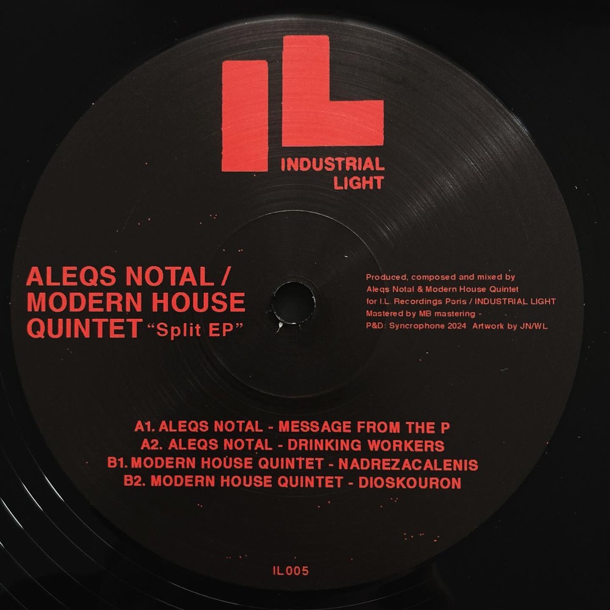 AleqsNotal's tweet image. I’m happy to announce that the new IL005 is available now in vinyl at @syncrophone.fr in Paris and ready to be shipped in every other good record stores. 
#deephouse #newrelease #vinyl #aleqsnotal #modernhousequintet #newmusic #undergrounmusic #housemusic #parisdeephouse