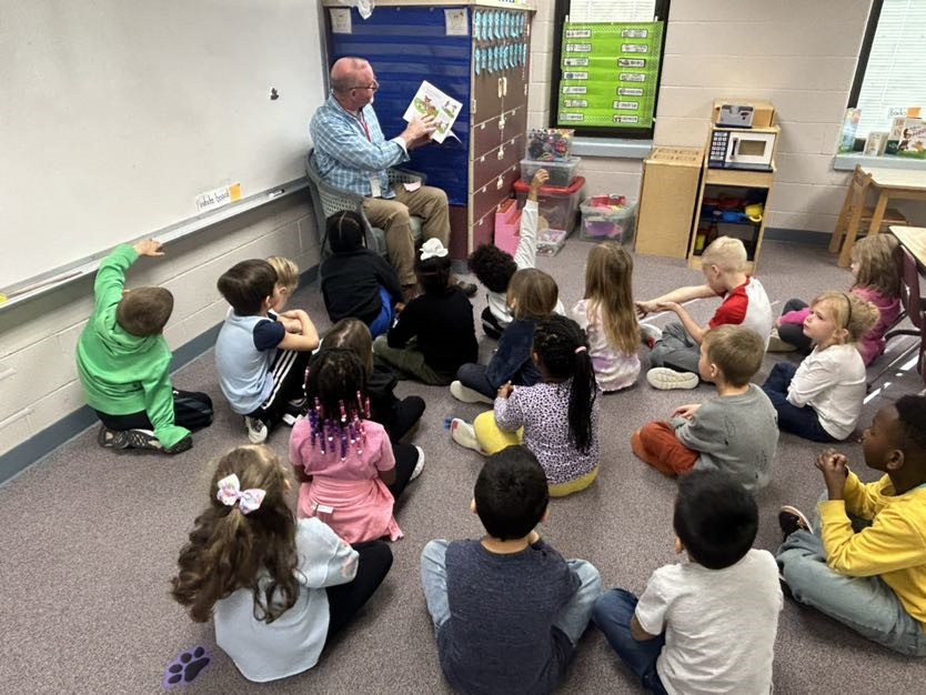 And just like that, another year of Real Men Read is over! @Brownsburg_CSC kindergartners enjoyed time with their MENtors today who read about Pete the Cat. Thank you to everyone who makes this program possible, especially presenting partners LeBlanc Nettles Law & @BoultonInjury.