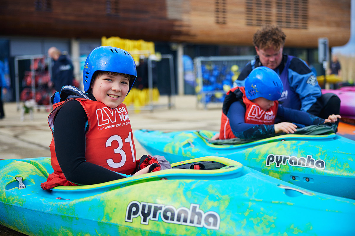 🌊 Dive into Easter fun! 🐰 Join us for an adrenaline-packed half term with thrilling water activities for the whole family! Spaces are filling up fast, so book now to secure your spot! 👉 brnw.ch/21wI1xw