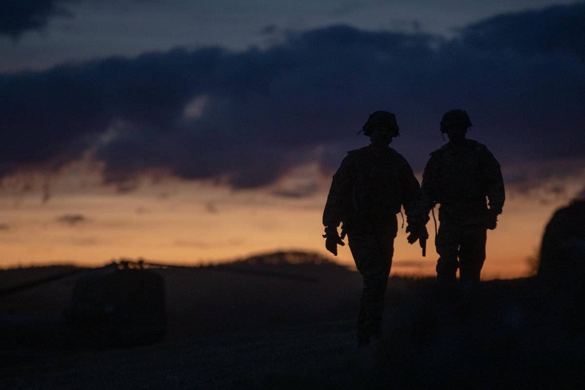 USArmyEURAF's tweet image. Goodnight, #Allies! We've got the watch... 

@1stCAB1ID pulls security over the airfield located at @7thATC's #JMRC during #AlliedSpirit 24 near Hohenfels, 🇩🇪

As part of #DoD's #LSGE24, #AS24 prepares multinational forces to operate as one to address global security challenges.